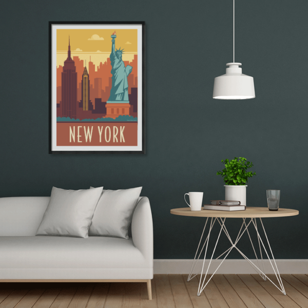 Décor avec l'affiche encadrée New York rétro